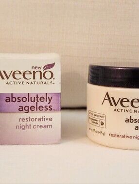 AVEENO Absolutely Ageless Restorative Night Cream Blackberry Complex 1.7 oz.